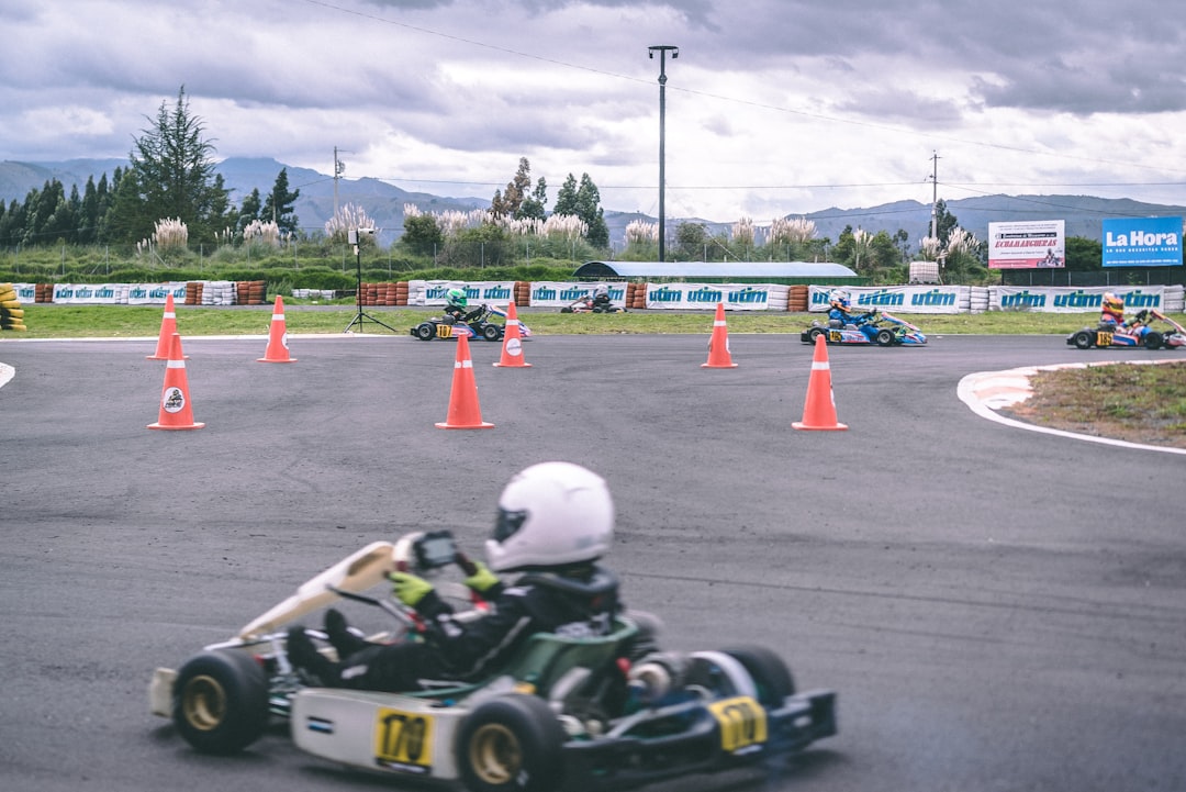Auto Racing helmet protection